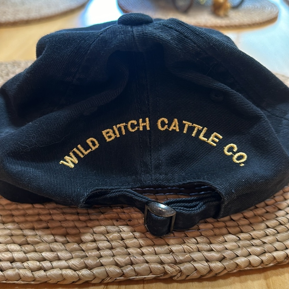 District threads black cap - Picture 2 of 3